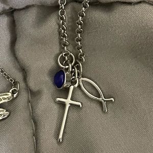 Lia sophia necklace